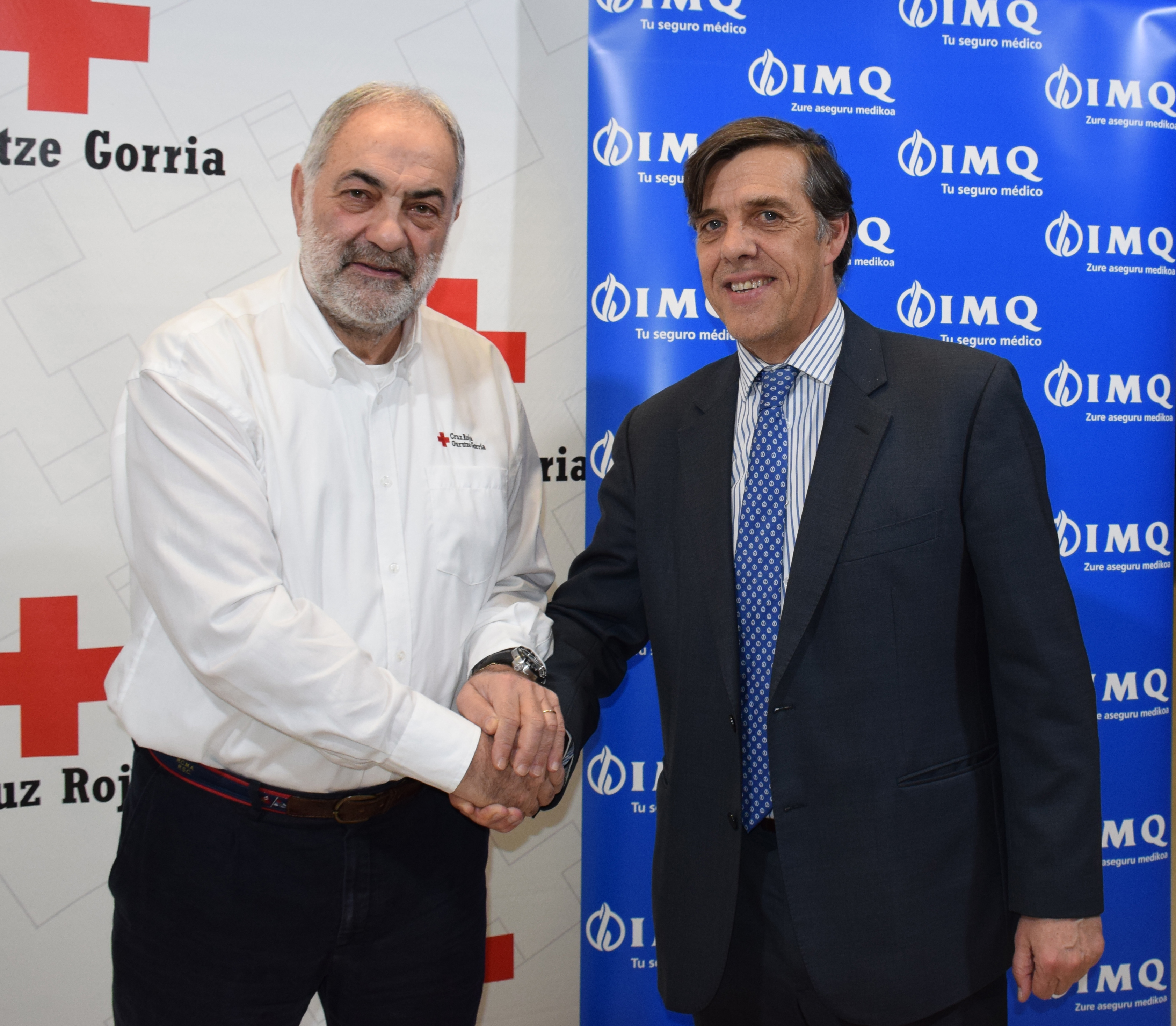 La Clínica El Pilar dona a Cruz Roja todo su material